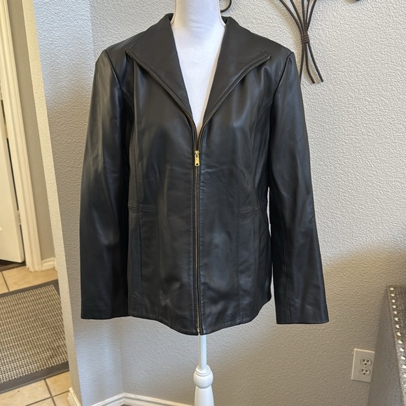 Cole Haan Women’s Wing Collar Leather Jacket - Picture 7 of 16